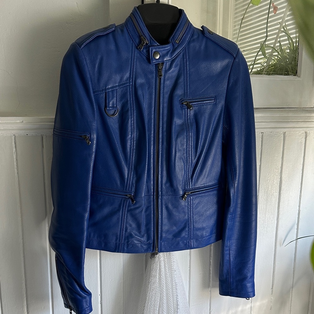 G.I.L.I. Vibrant Blue Leather Jacket for Women